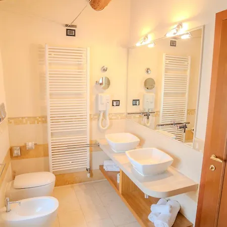 Relais Corte Cavalli Otel
