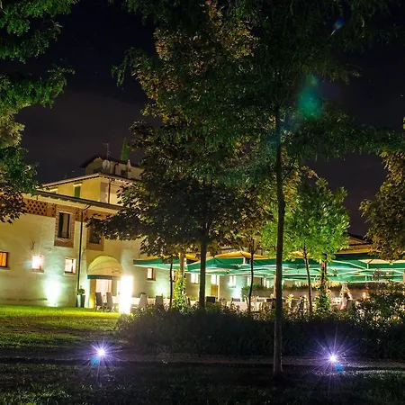 黎莱斯科尔特卡瓦利酒店 酒店 4*